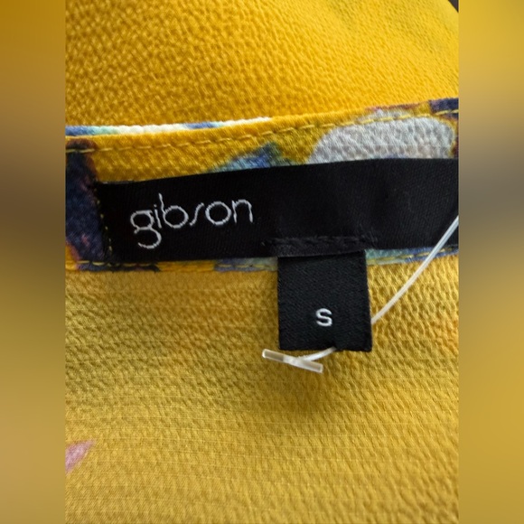 gibson Yellow and Blue Floral Women's Tunic Blouse - Picture 13 of 17